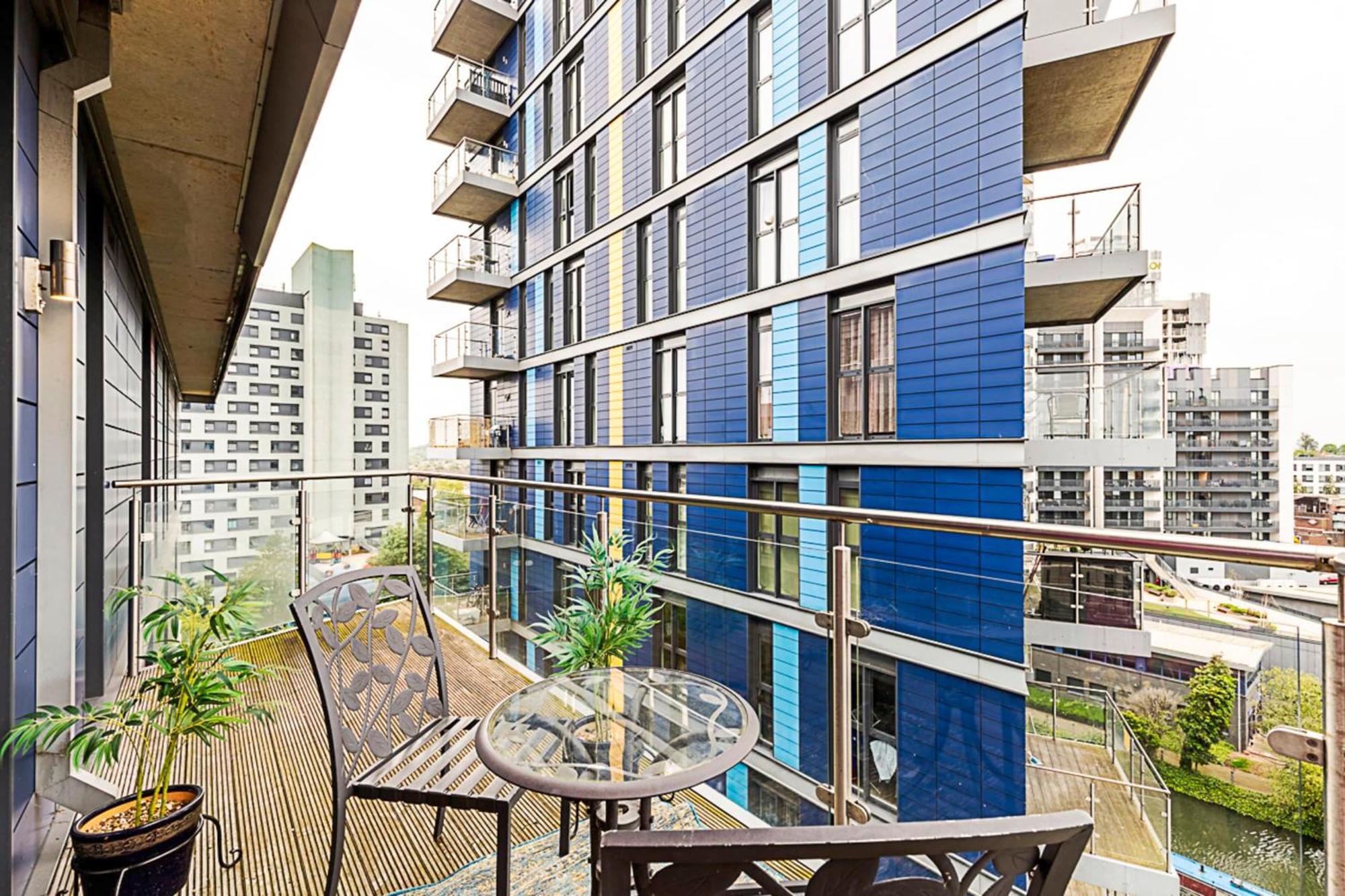 Vibrant London Canal Apartment 외부 사진
