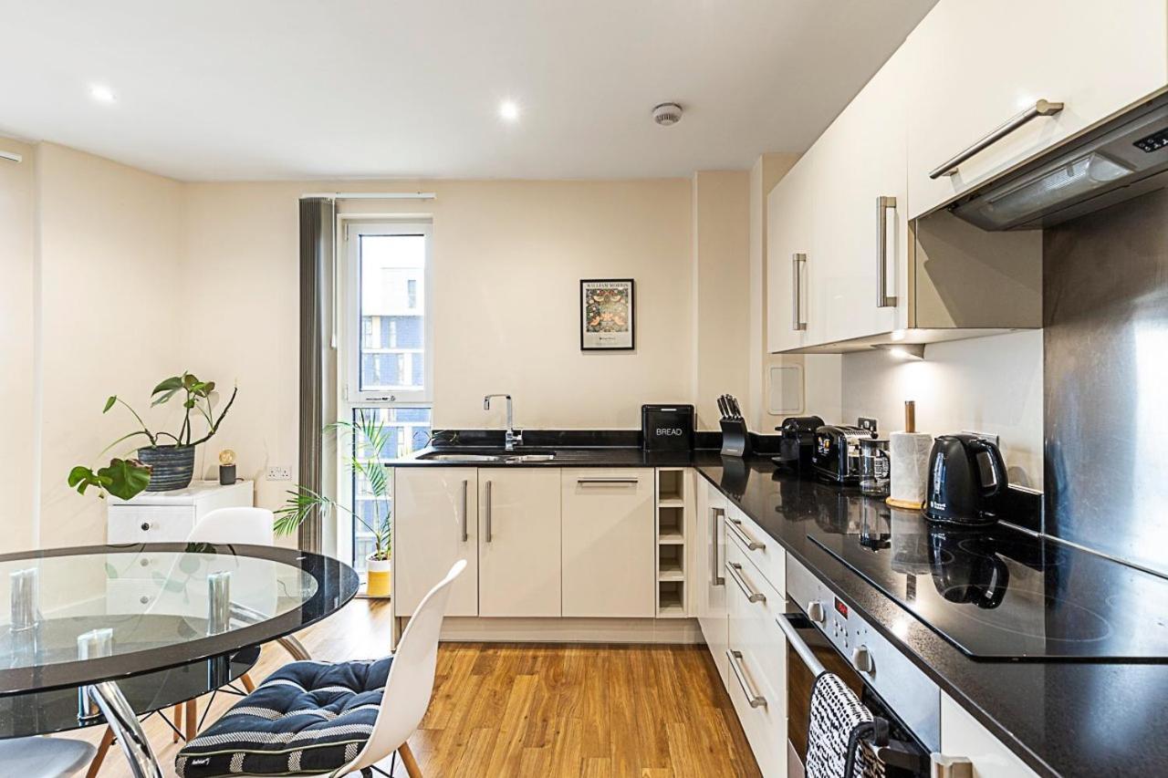 Vibrant London Canal Apartment 외부 사진